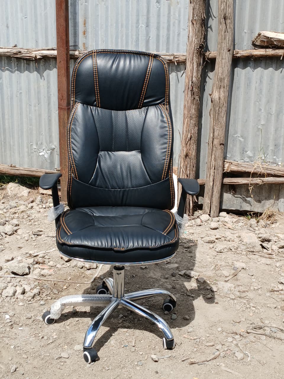Black leather Executive office Chair. 